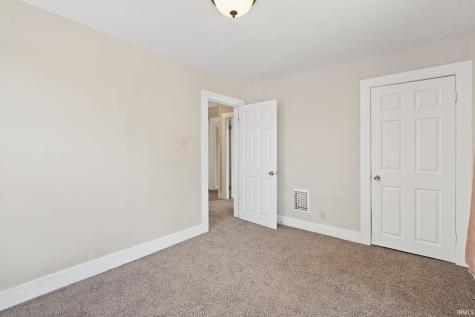 804 Kinnaird Avenue Fort Wayne IN 46807