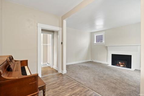 804 Kinnaird Avenue Fort Wayne IN 46807