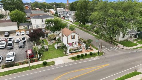 1402 Fairfield Avenue Fort Wayne IN 46802