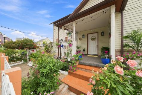 1402 Fairfield Avenue Fort Wayne IN 46802