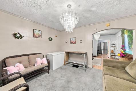 1402 Fairfield Avenue Fort Wayne IN 46802