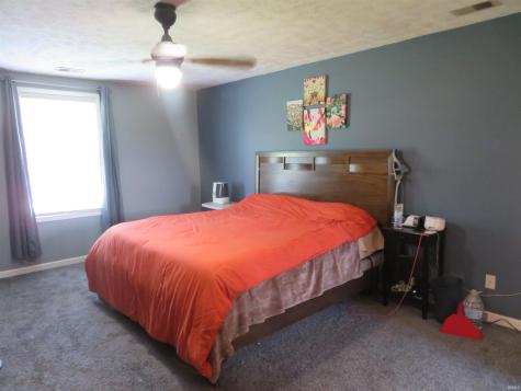 9621 W 575 S Owensville IN 47665