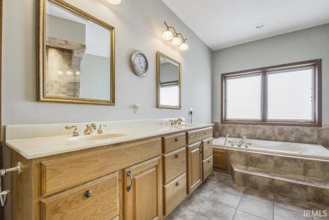 8173 E Walnut Ridge New Carlisle IN 46552