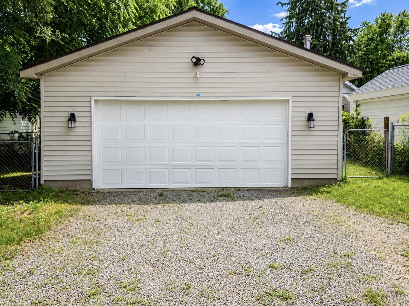 1413 E Fox Street South Bend IN 46613