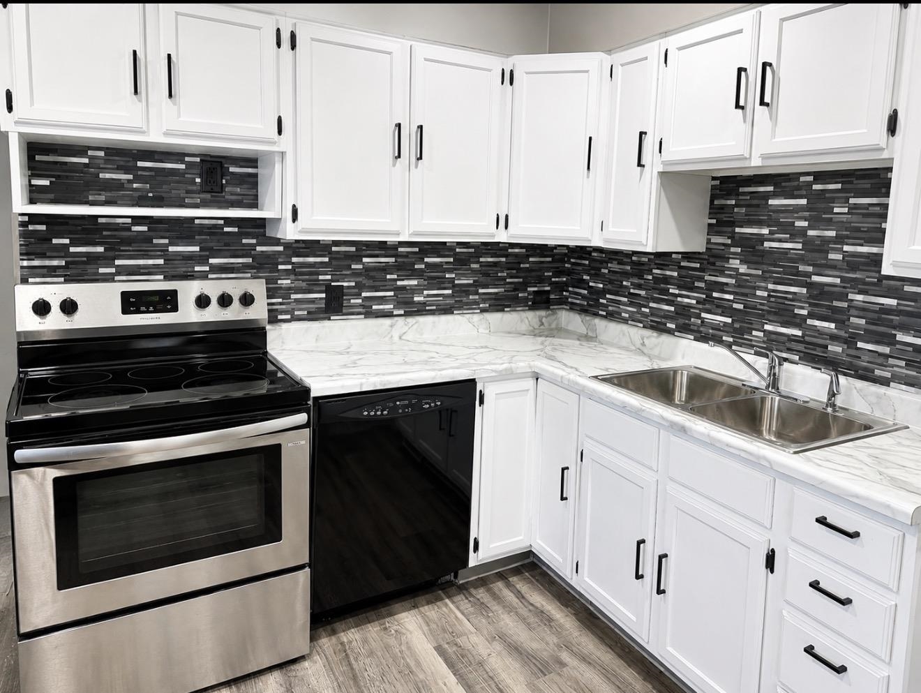 1413 E Fox Street South Bend IN 46613