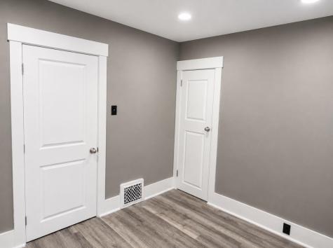 1413 E Fox Street South Bend IN 46613