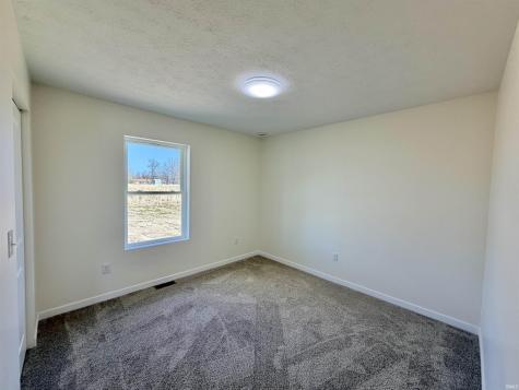 1380 N 1375 W Linton IN 47441