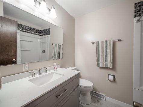 8358 Albert Drive Wadesville IN 47638