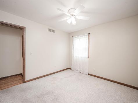 8358 Albert Drive Wadesville IN 47638