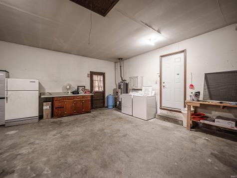 8358 Albert Drive Wadesville IN 47638