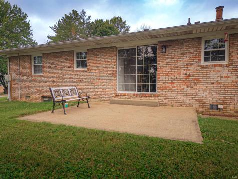 8358 Albert Drive Wadesville IN 47638