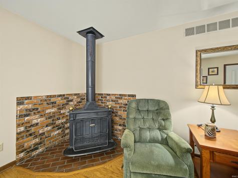 8358 Albert Drive Wadesville IN 47638