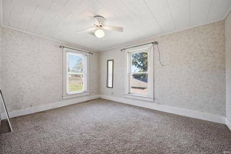 322 S Jefferson Street Hartford City IN 47348