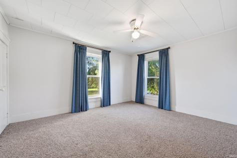 322 S Jefferson Street Hartford City IN 47348