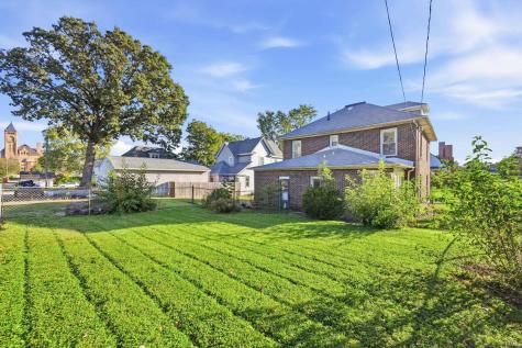 322 S Jefferson Street Hartford City IN 47348