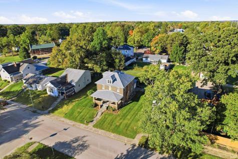 322 S Jefferson Street Hartford City IN 47348