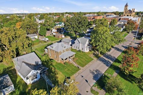 322 S Jefferson Street Hartford City IN 47348