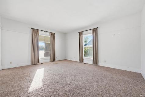 322 S Jefferson Street Hartford City IN 47348
