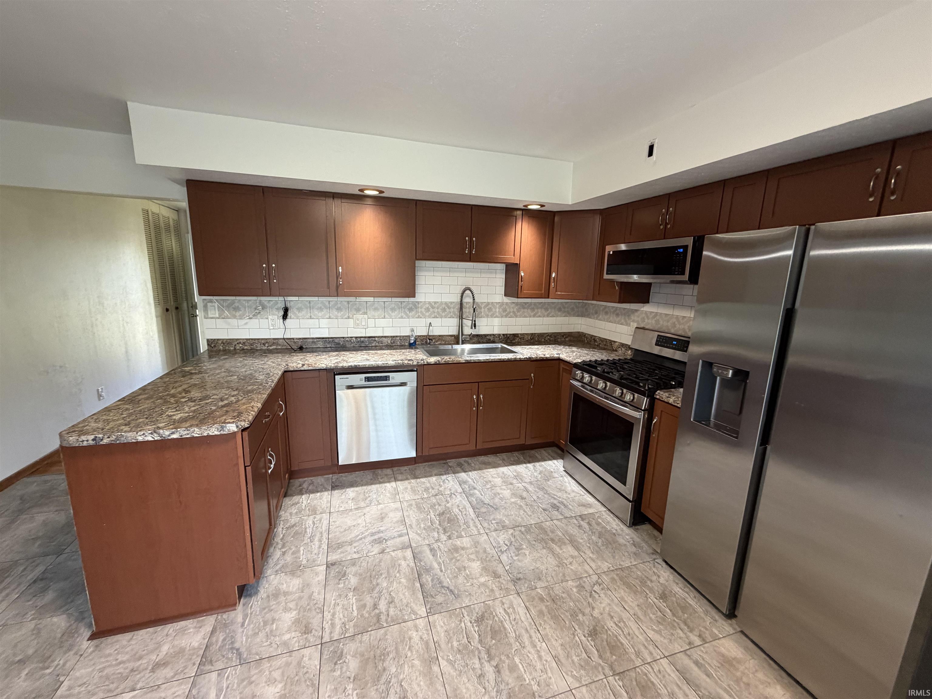 17107 Linda Street South Bend IN 46635