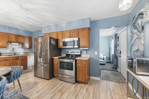 5313 Mcclellan Street Fort Wayne IN 46807