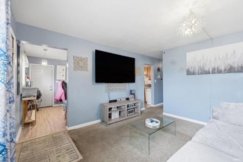 5313 Mcclellan Street Fort Wayne IN 46807