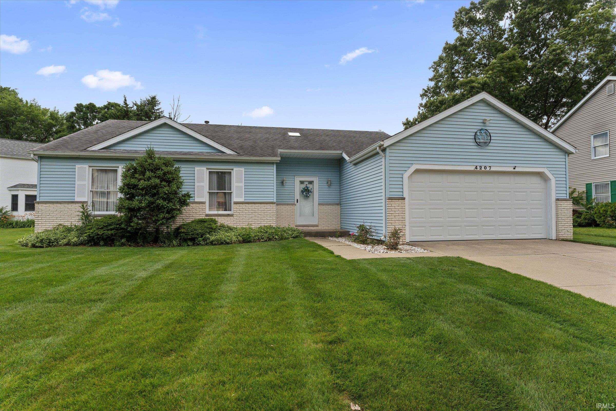 4207 Hunter Run Circle South Bend IN 46628