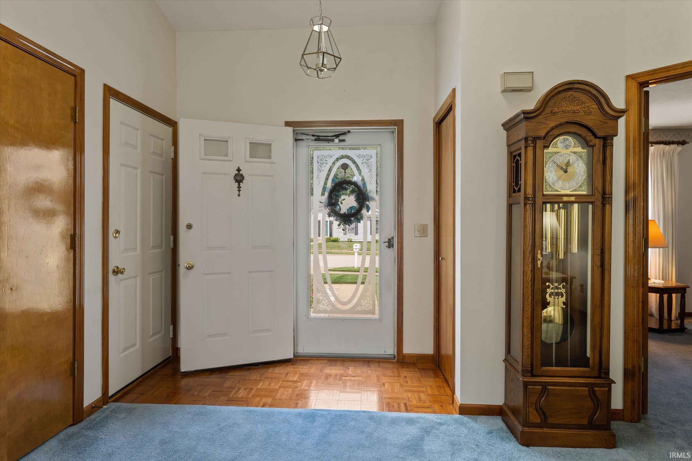 4207 Hunter Run Circle South Bend IN 46628