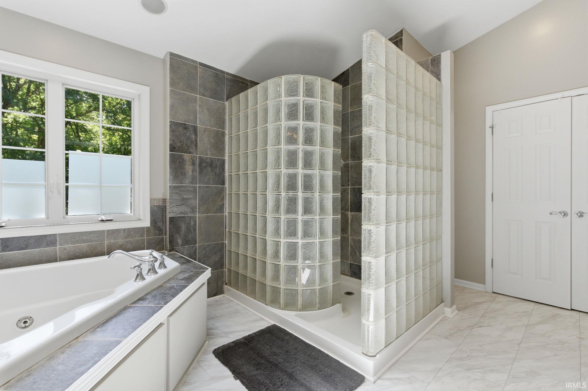 50905 Persimmon Drive South Bend IN 46628