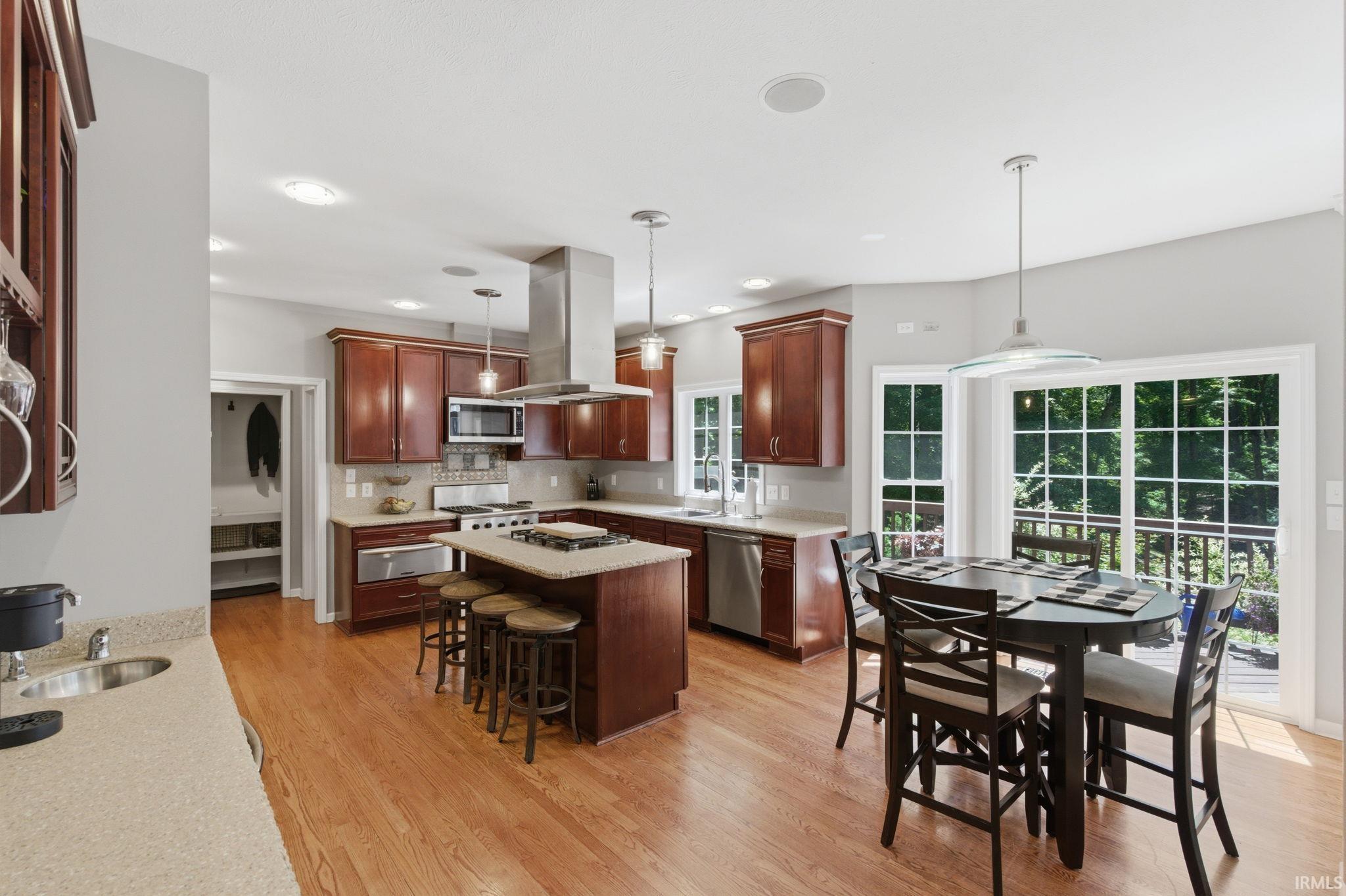 50905 Persimmon Drive South Bend IN 46628