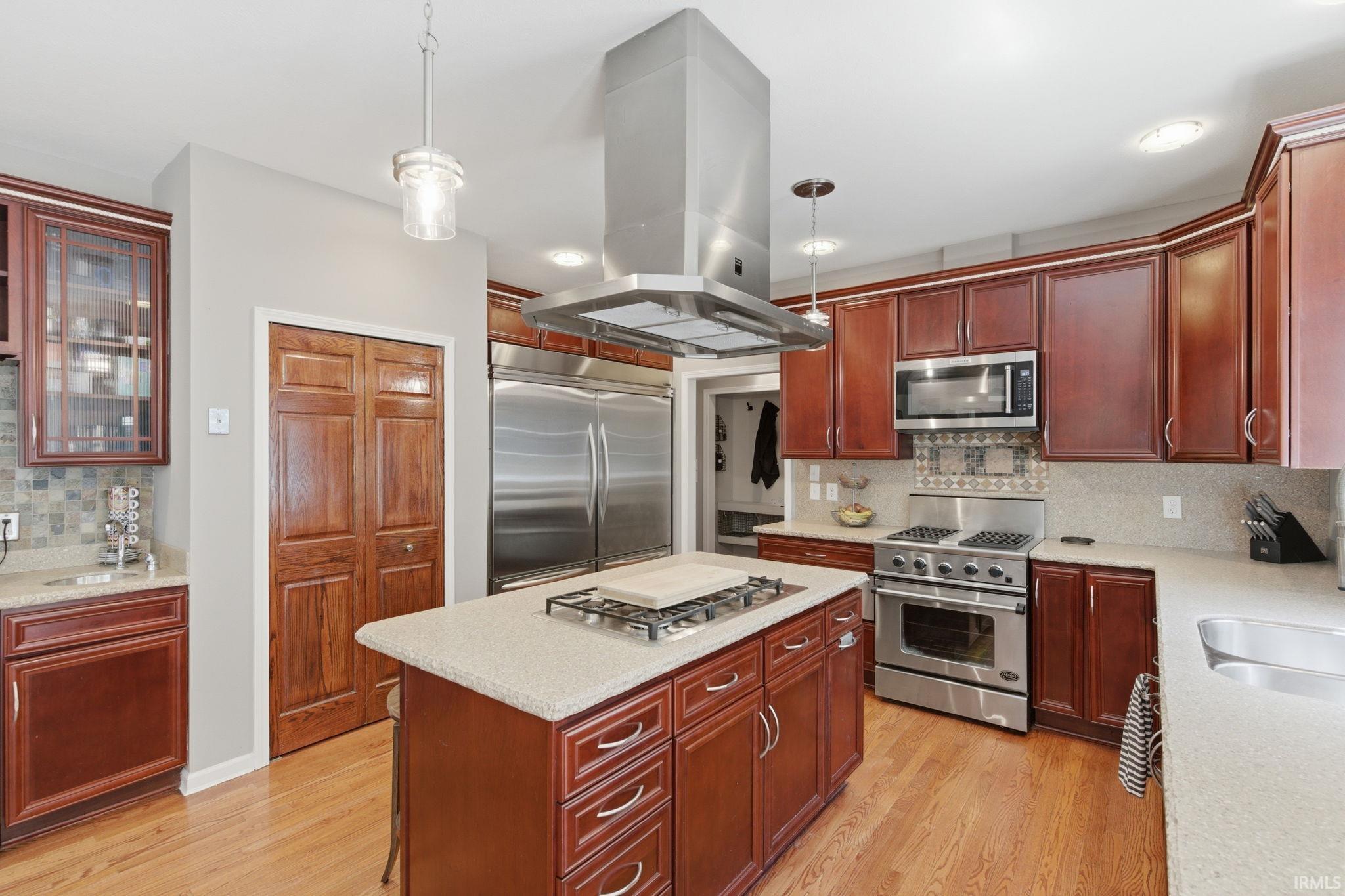 50905 Persimmon Drive South Bend IN 46628