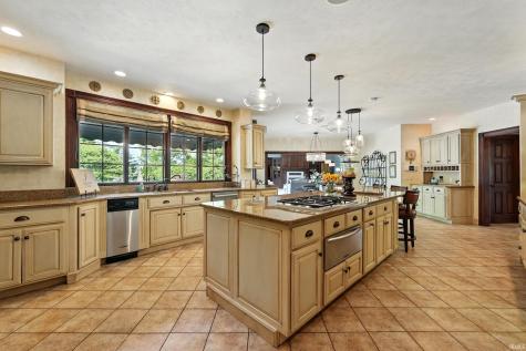 2341 S Paxton Drive Warsaw IN 46580