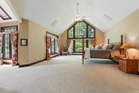 2341 S Paxton Drive Warsaw IN 46580