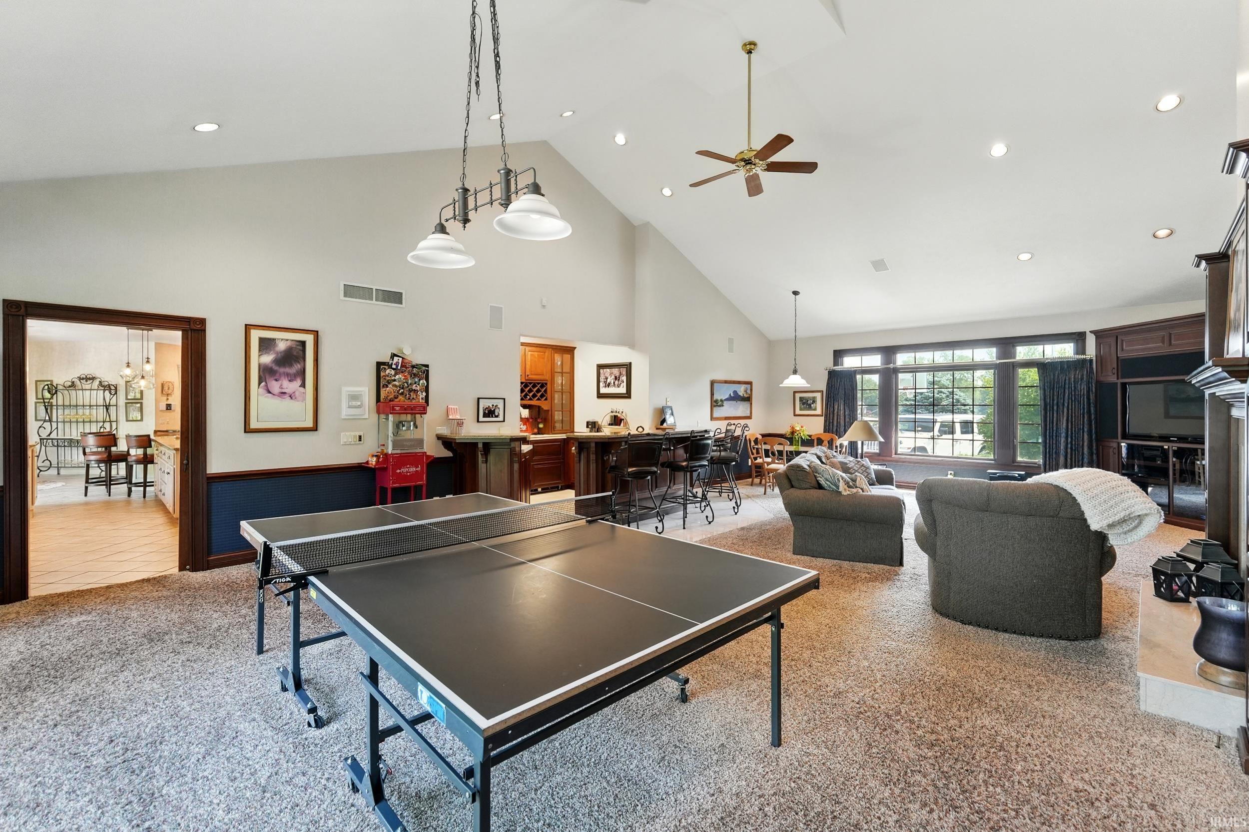 2341 S Paxton Drive Warsaw IN 46580