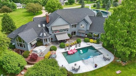 2341 S Paxton Drive Warsaw IN 46580