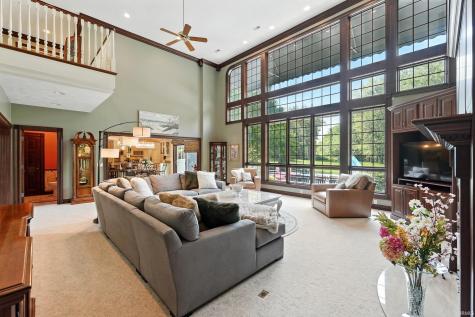2341 S Paxton Drive Warsaw IN 46580