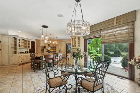 2341 S Paxton Drive Warsaw IN 46580