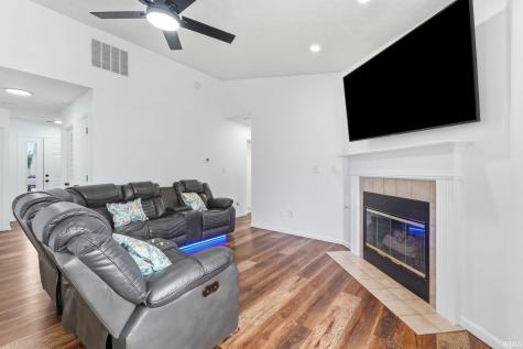 332 Plantation Way Lafayette IN 47909