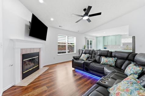 332 Plantation Way Lafayette IN 47909