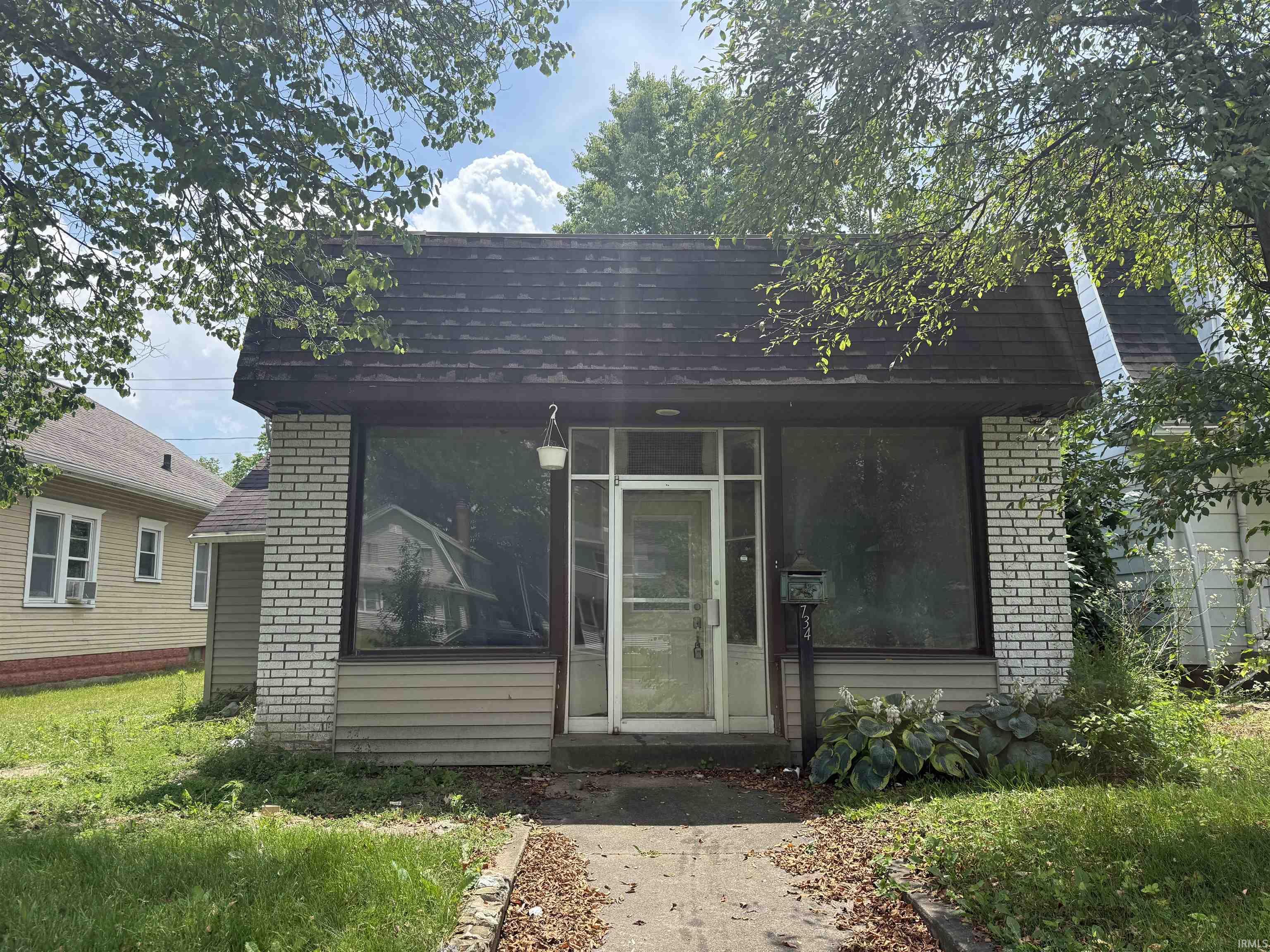 734 E Ewing Avenue South Bend IN 46613