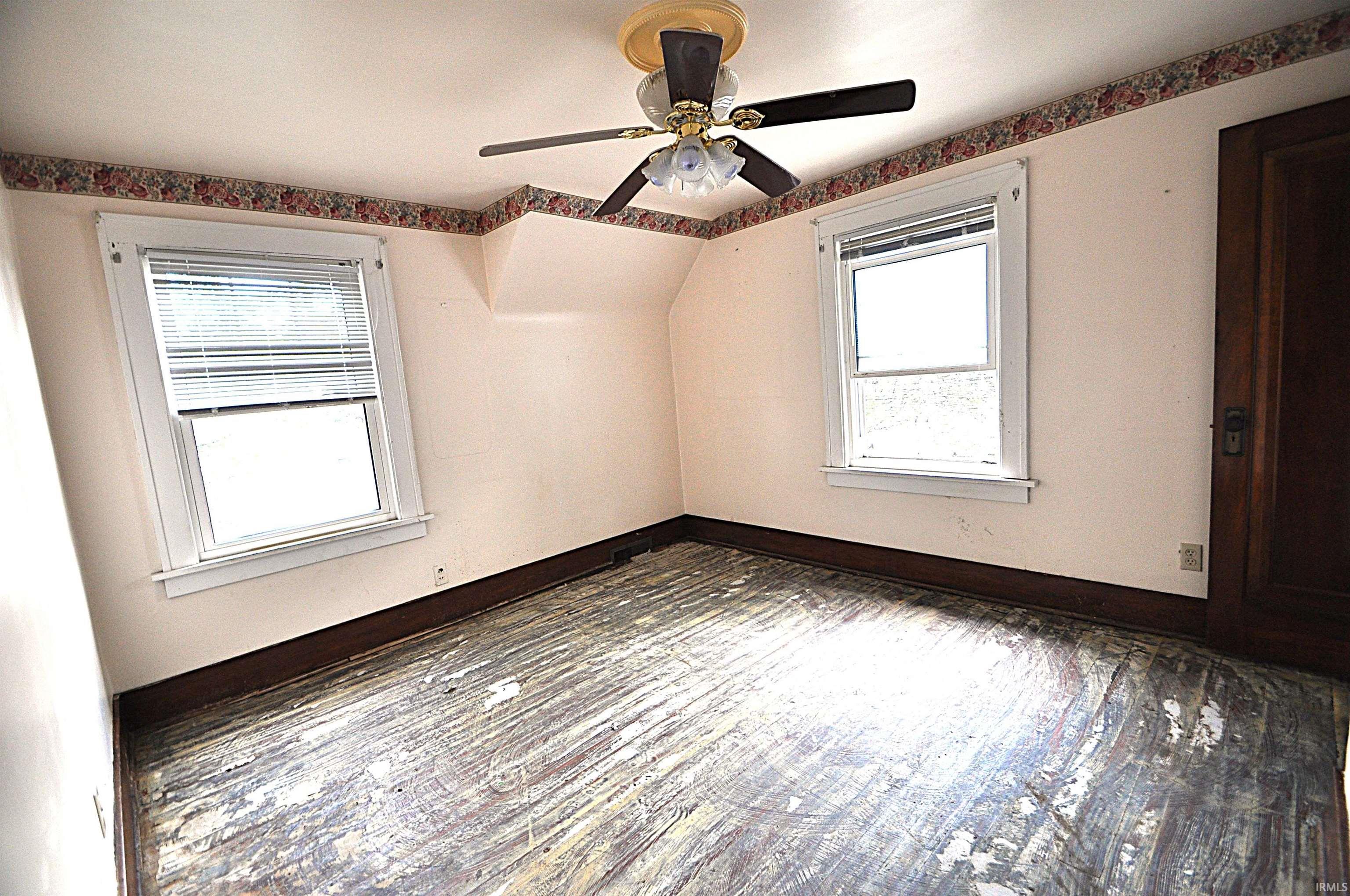 1240 Altgeld Street South Bend IN 46614
