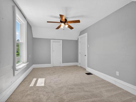 1608 Sinclair Street Fort Wayne IN 46808
