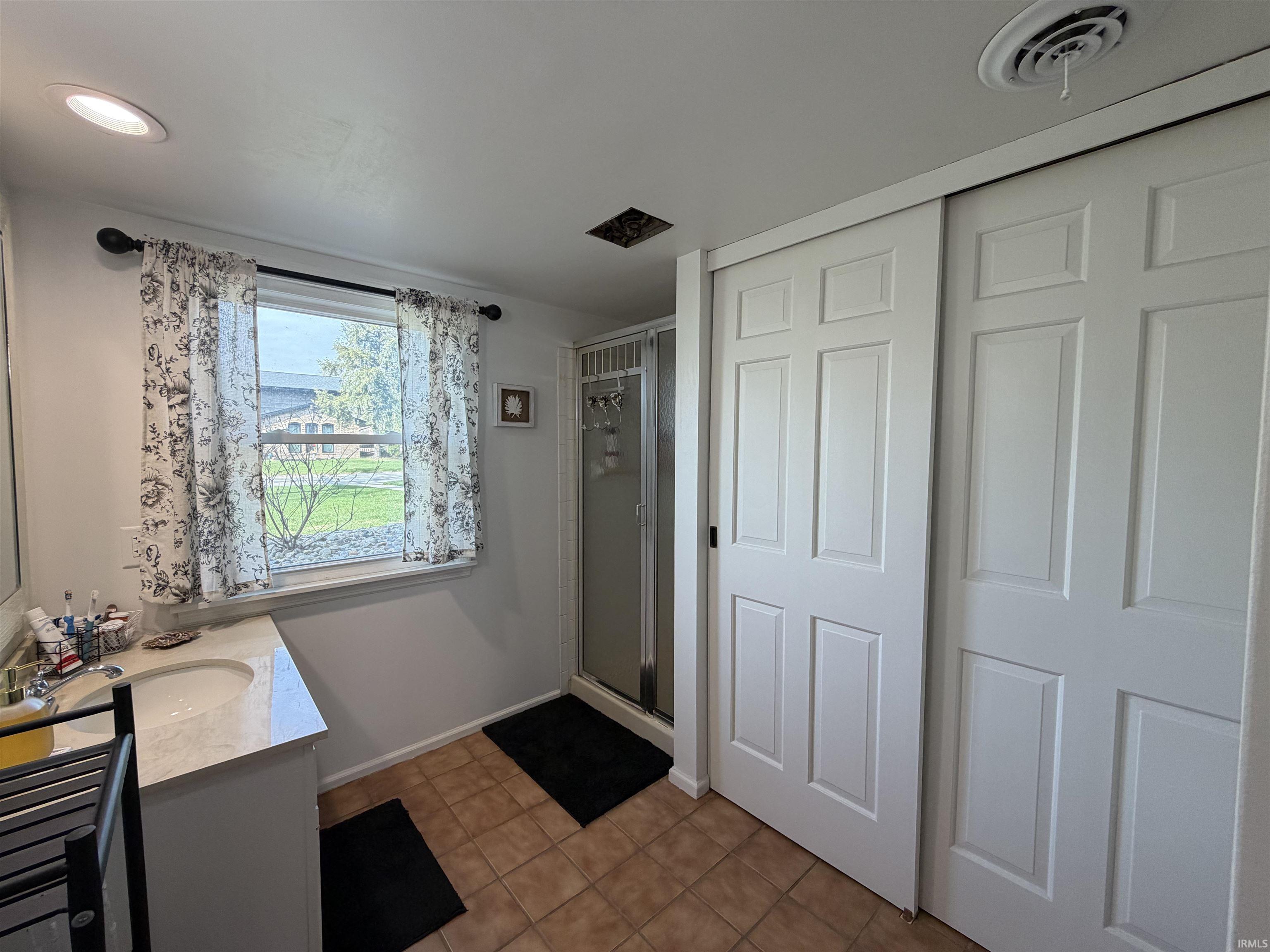 1834 Crabtree Lane Elkhart IN 46514
