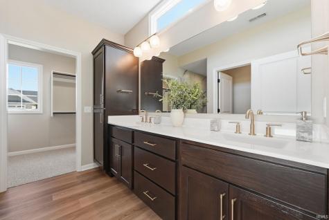 10059 Gala Cove Fort Wayne IN 46835
