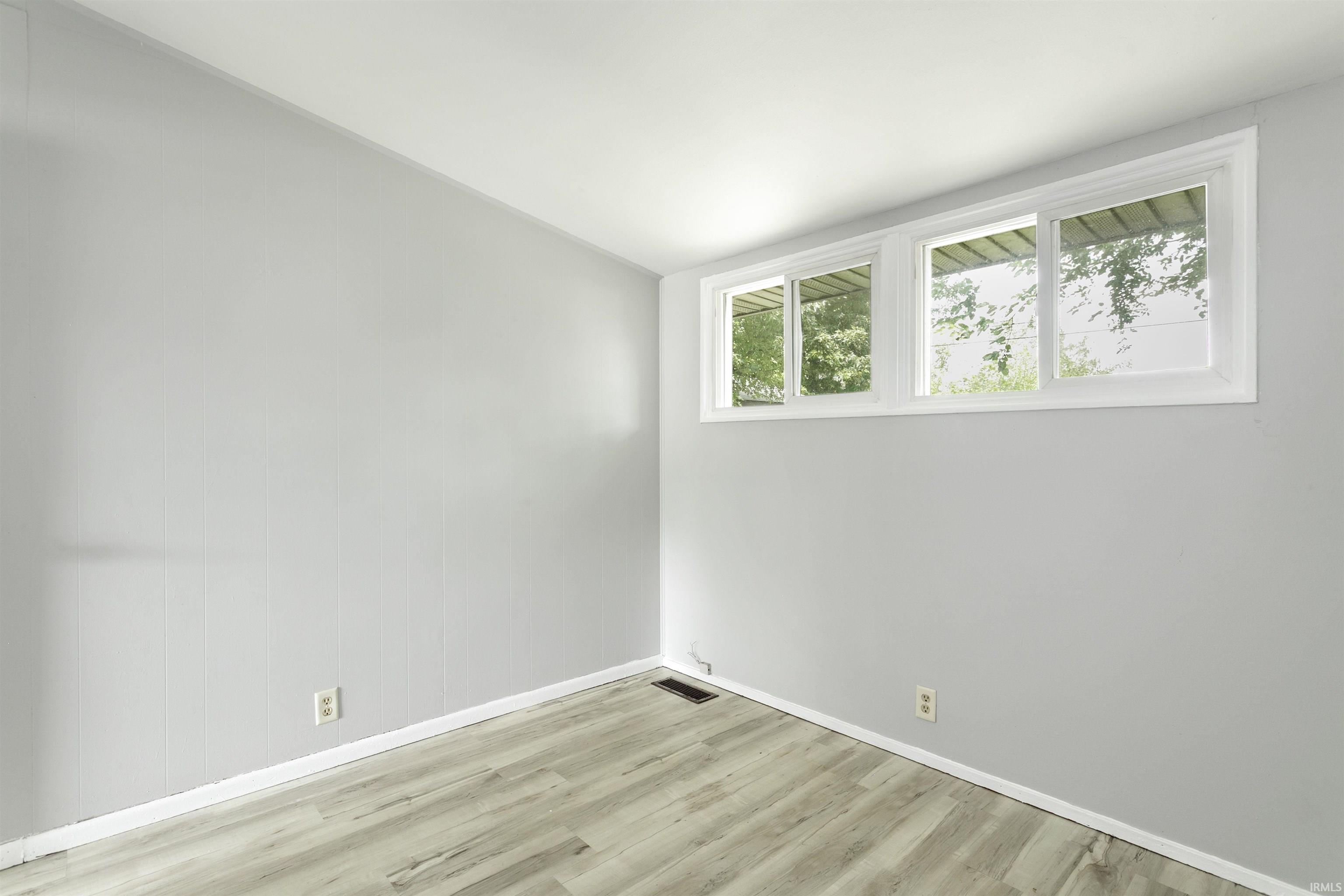 1308 Browne Lane South Bend IN 46615