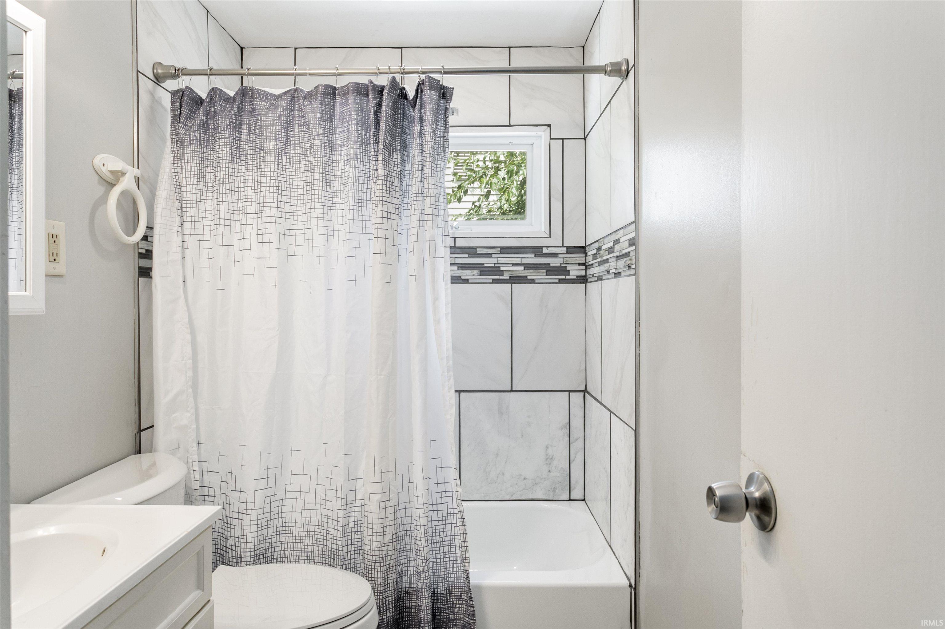 1308 Browne Lane South Bend IN 46615