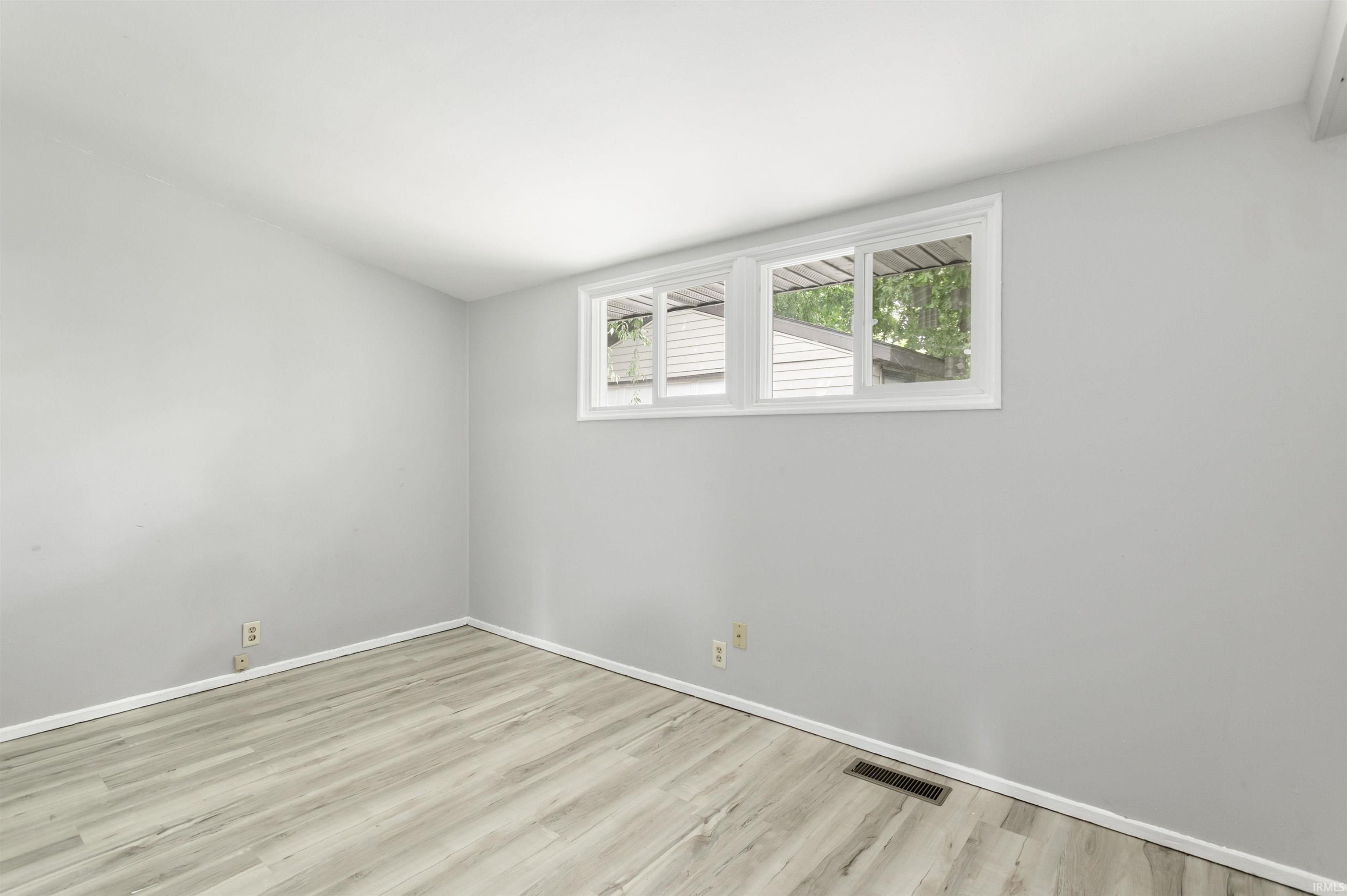 1308 Browne Lane South Bend IN 46615