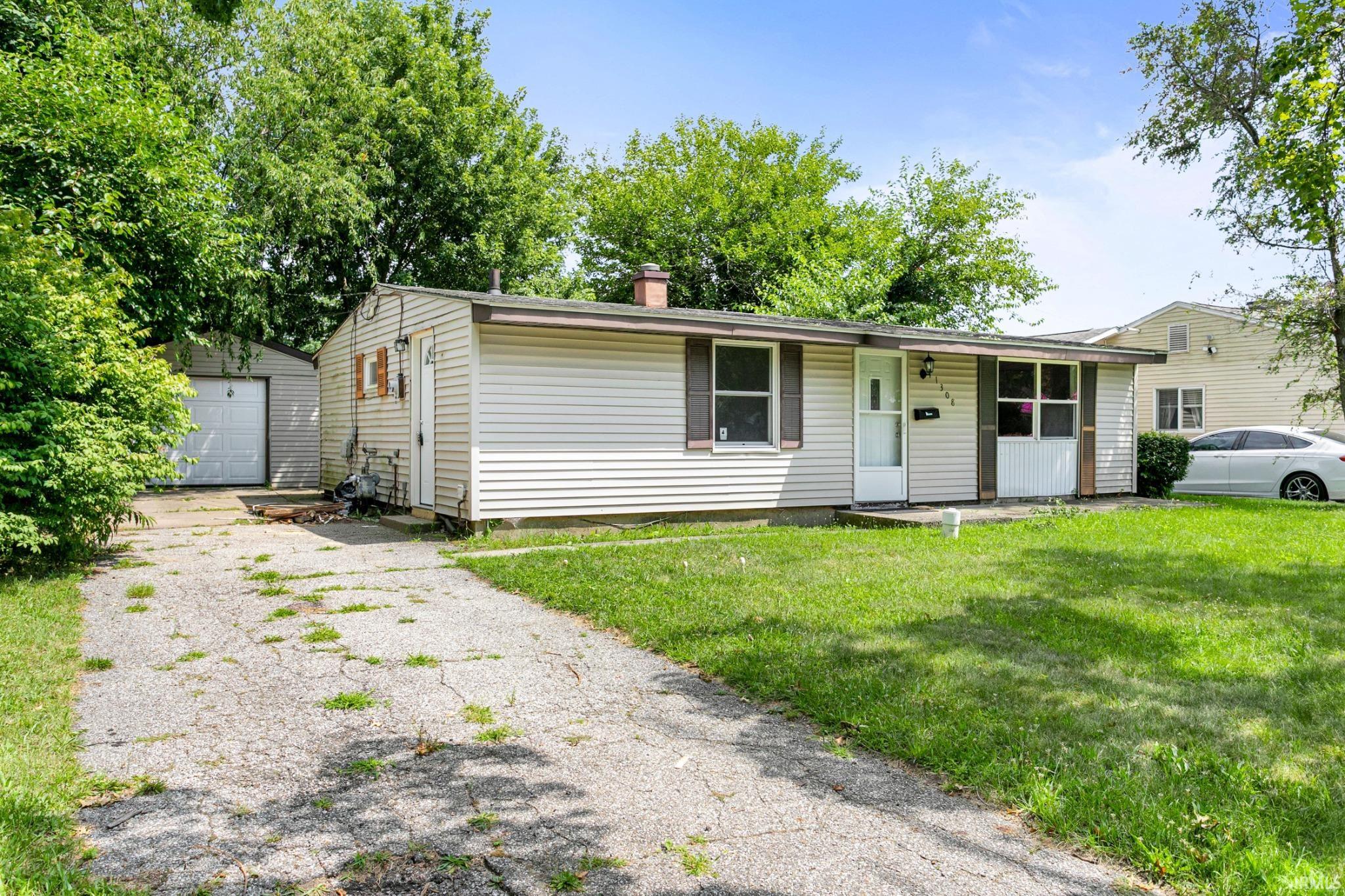 1308 Browne Lane South Bend IN 46615