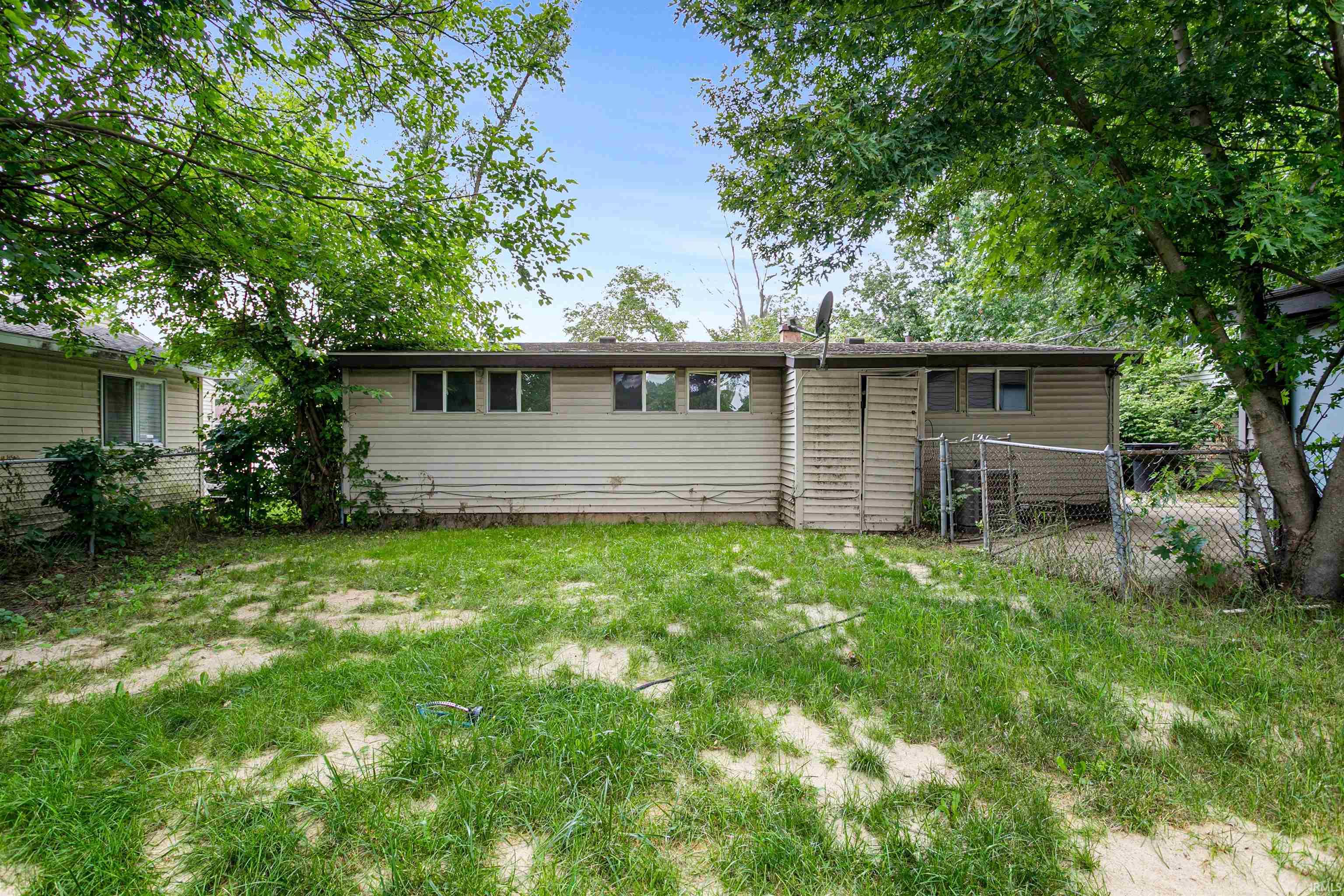 1308 Browne Lane South Bend IN 46615