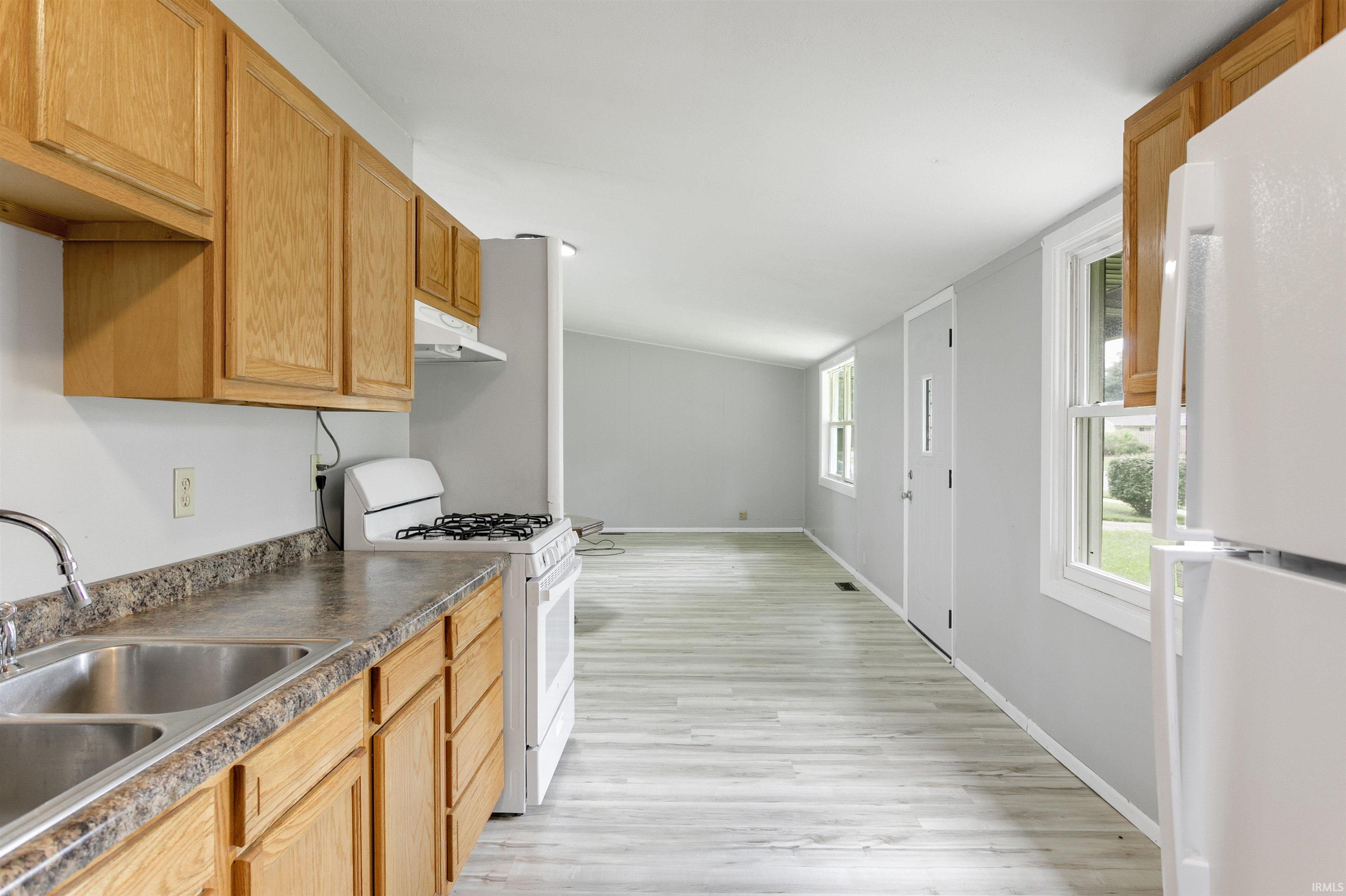 1308 Browne Lane South Bend IN 46615