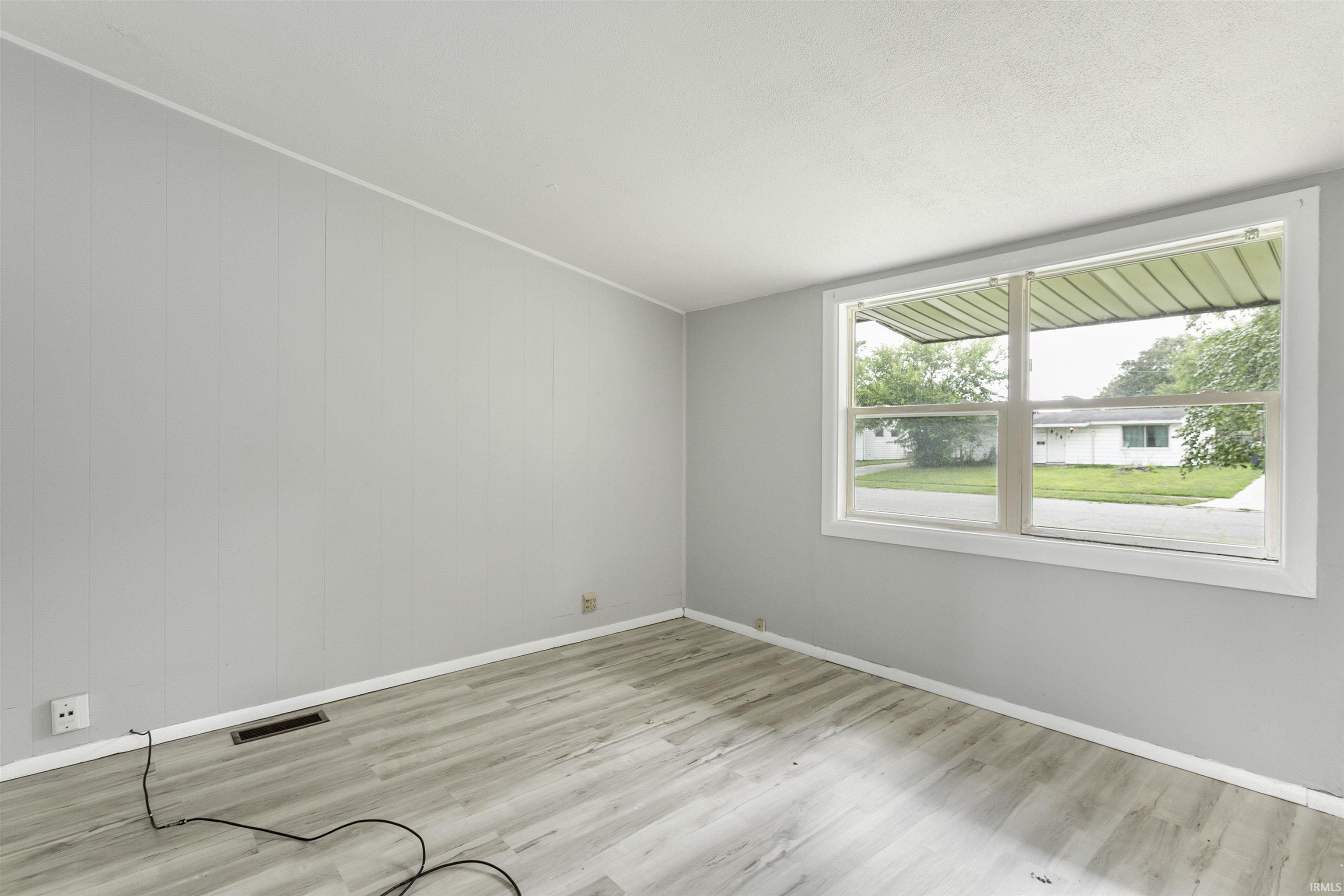 1308 Browne Lane South Bend IN 46615